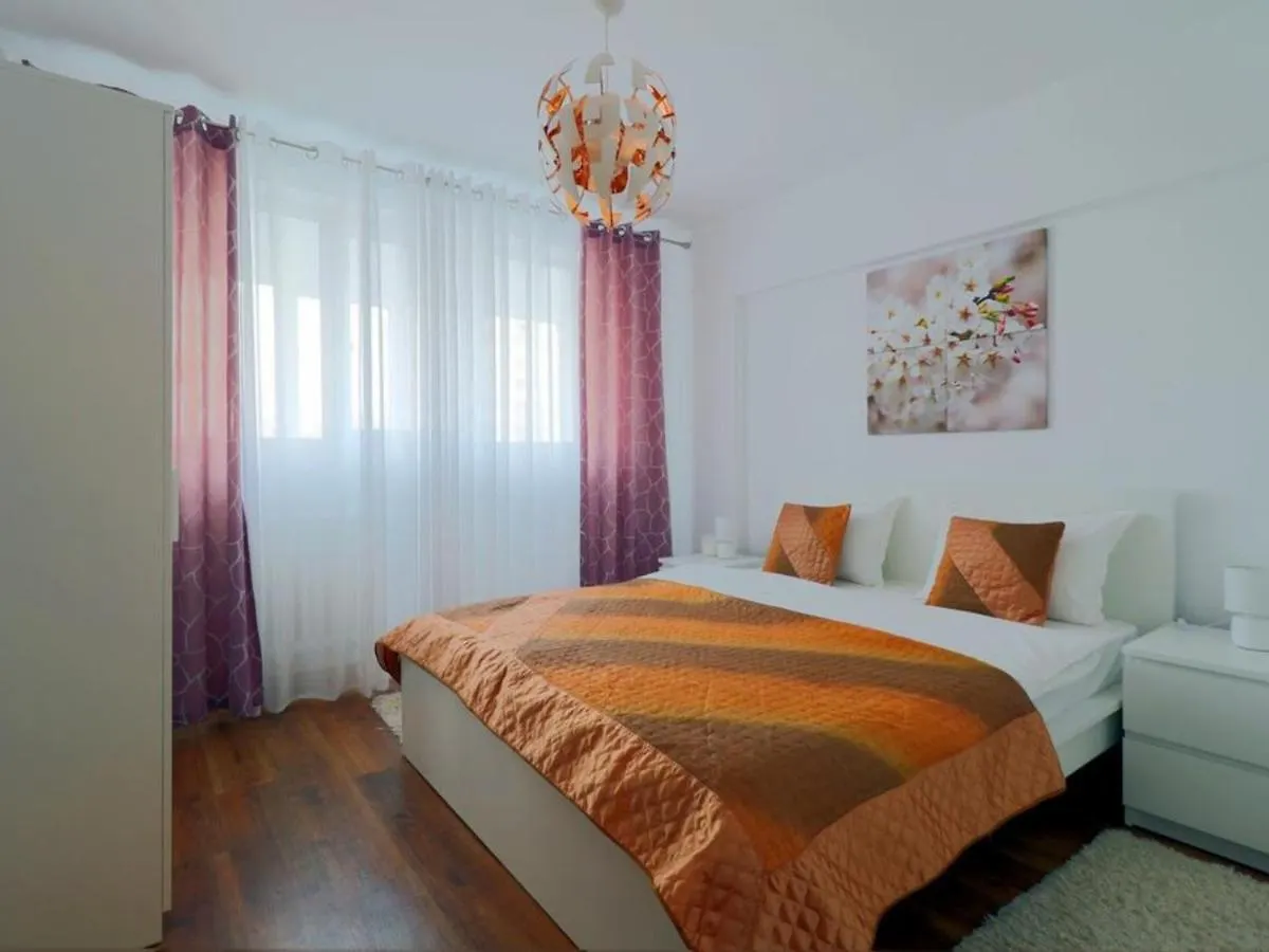 Giulia Apartment Bucharest Romania