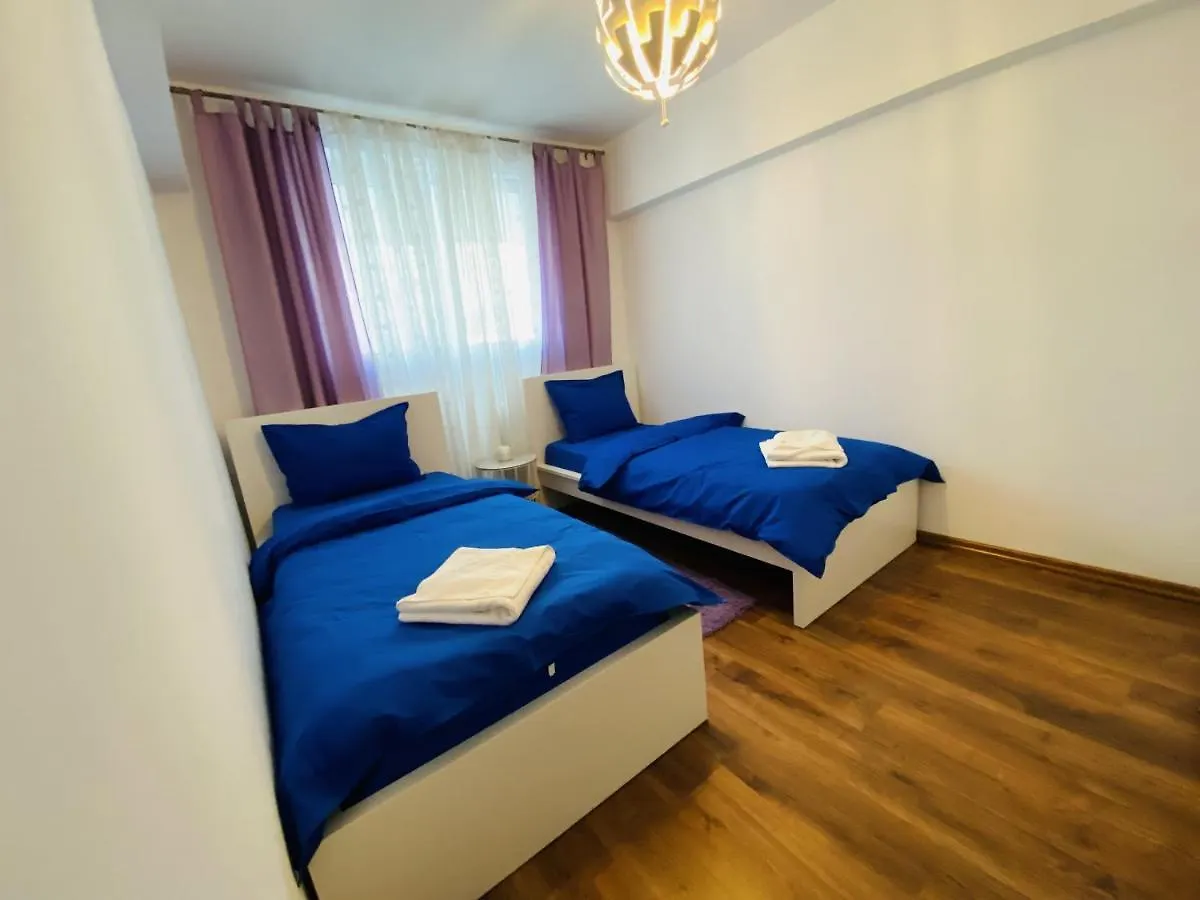 Giulia Apartment contacts